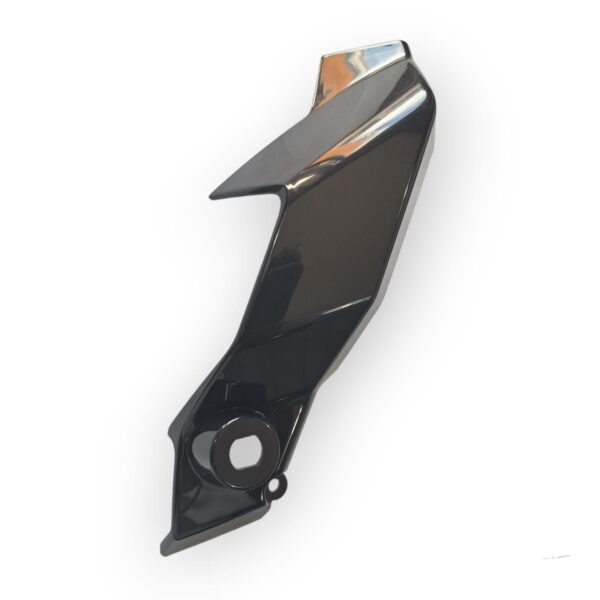 Carenado de foco delantero L TNT135 Benelli